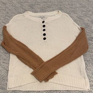 American Eagle Cream & Tan Colorblock Henley Sweater – Size Medium
